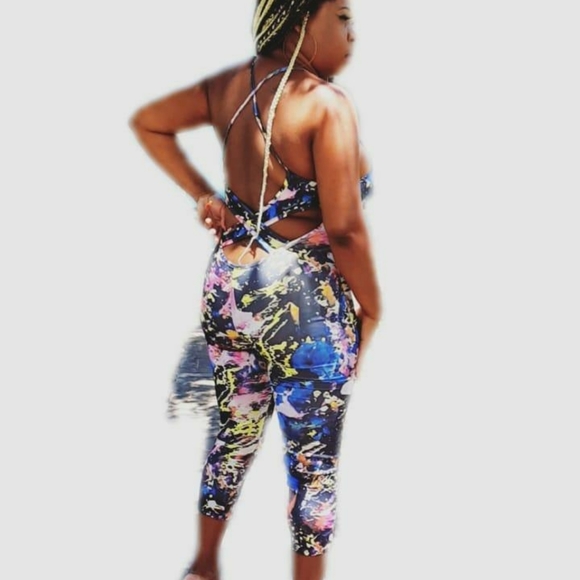 Clothes - Picture 2 of 2